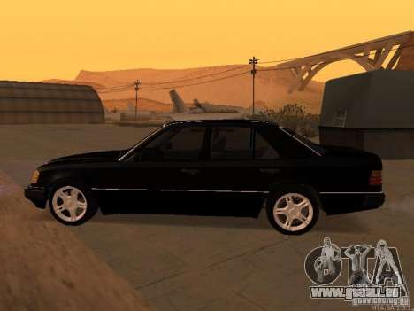 Mercedes-Benz E250 V1.0 pour GTA San Andreas