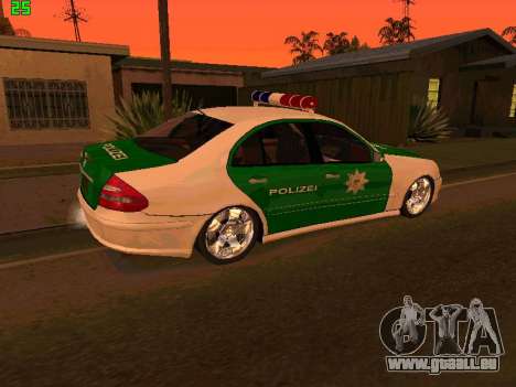 Mercedes-Benz  E500 Polizei pour GTA San Andreas