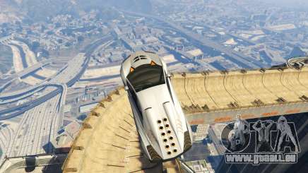 Maze Bank Mega Spiral Ramp für GTA 5