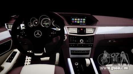 Mercedes-Benz AMG E320 W211 für GTA 4