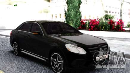 Mercedes-Benz W212 Black Sedan für GTA San Andreas
