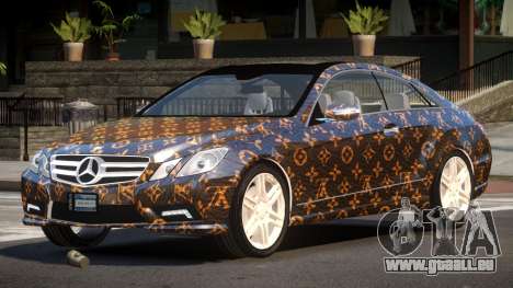 Mercedes Benz E500 LT PJ2 für GTA 4