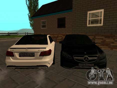 Mercedes-Benz E63 W212 AMG pour GTA San Andreas