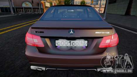 Mercedes-AMG E 63 (White RPG) für GTA San Andreas