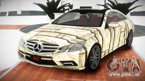 Mercedes-Benz E500 RT-Z S9 pour GTA 4