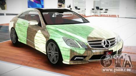 Mercedes-Benz E500 RT-Z S6 pour GTA 4